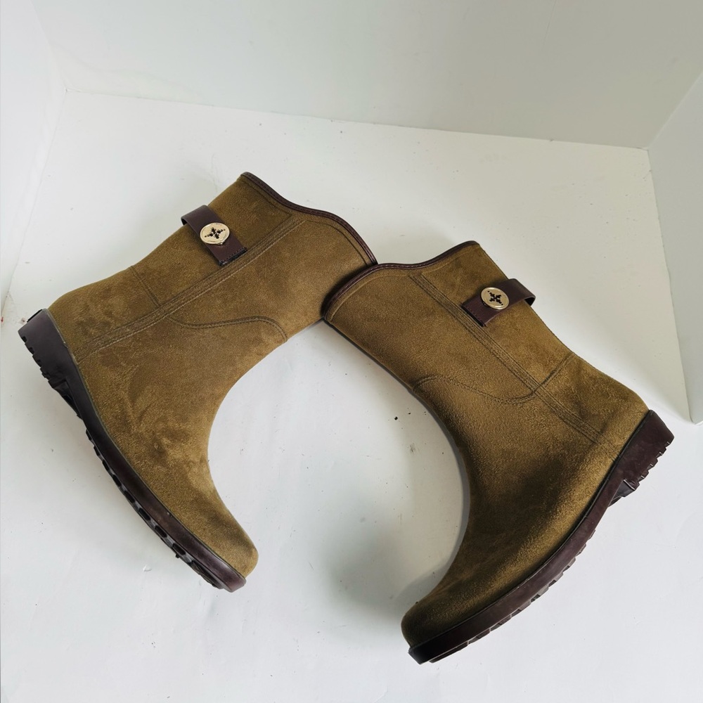 Charleston Shoe Co. Women's Legare Rain Boot. Size 9 - Picture 3 of 12